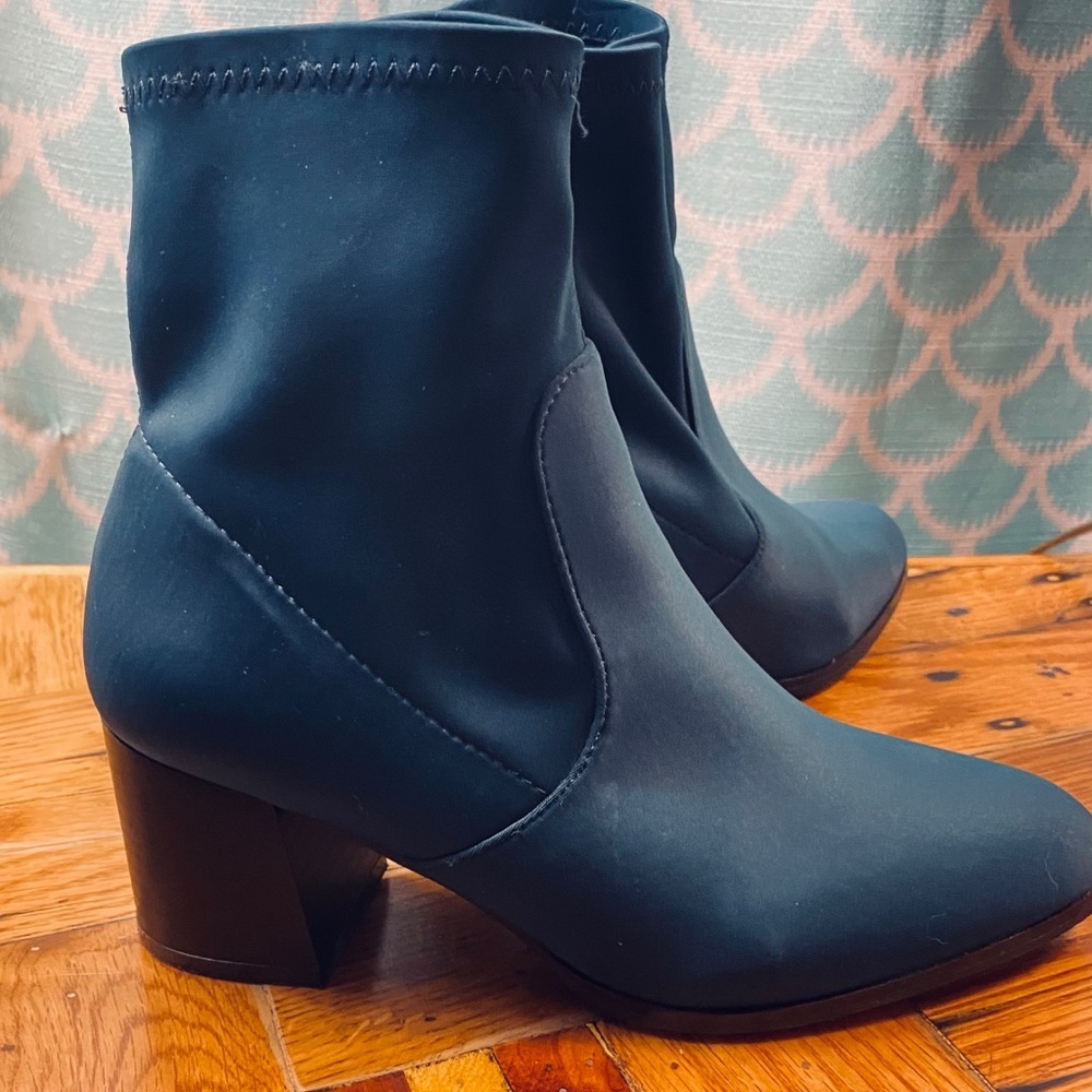 Cerulean Blue Wide-fit Booties - Picture 7 of 9